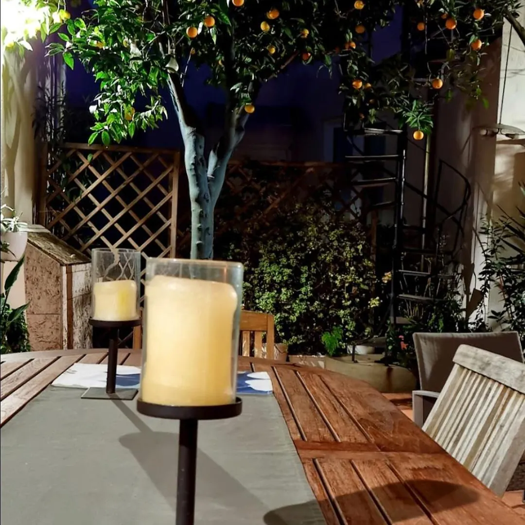 Maddrigga Di Luna Selargius Bed and Breakfast